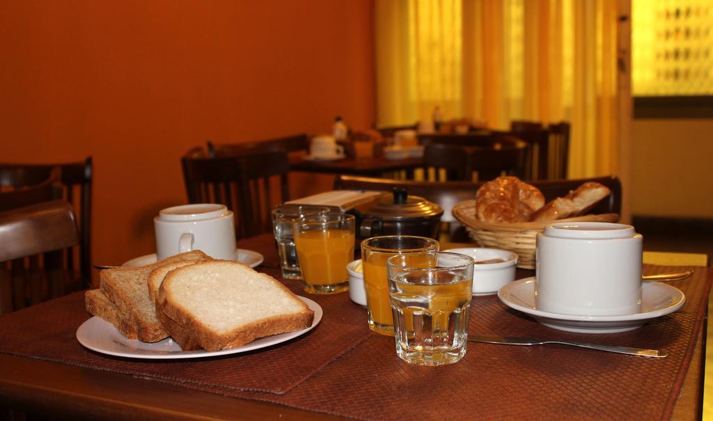 San Miguel de Tucumán Dallas Hotel מראה חיצוני תמונה